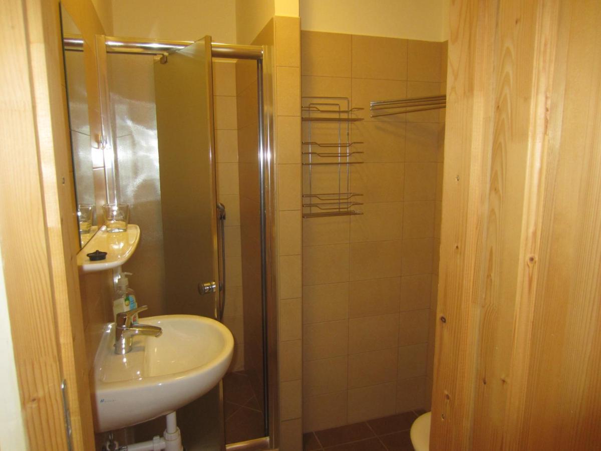 שיופוק Elso Fecske Apartmanok מראה חיצוני תמונה