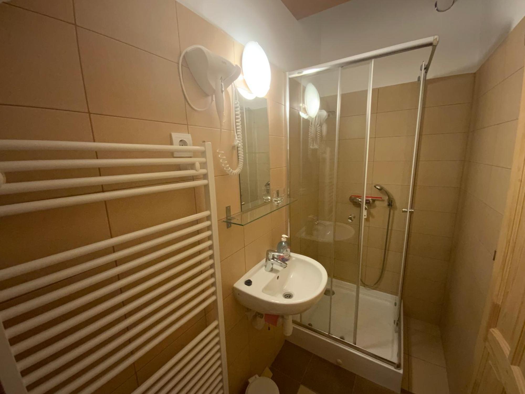 שיופוק Elso Fecske Apartmanok מראה חיצוני תמונה